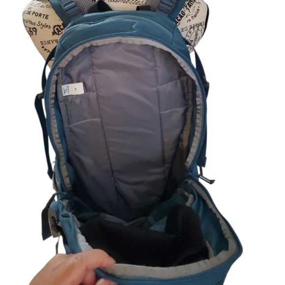 CamelBak Sequoia 22 Blue Backpack - Picture 12 of 14